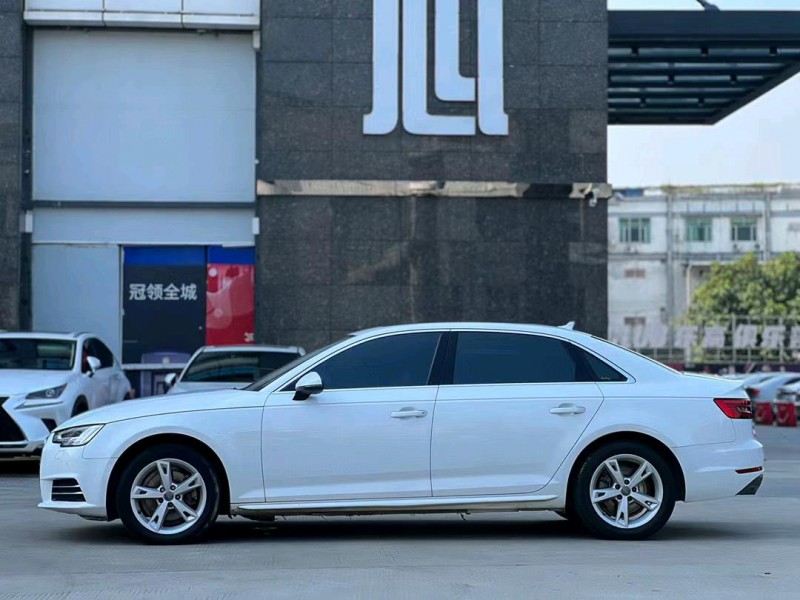 东莞17年奥迪A4L8