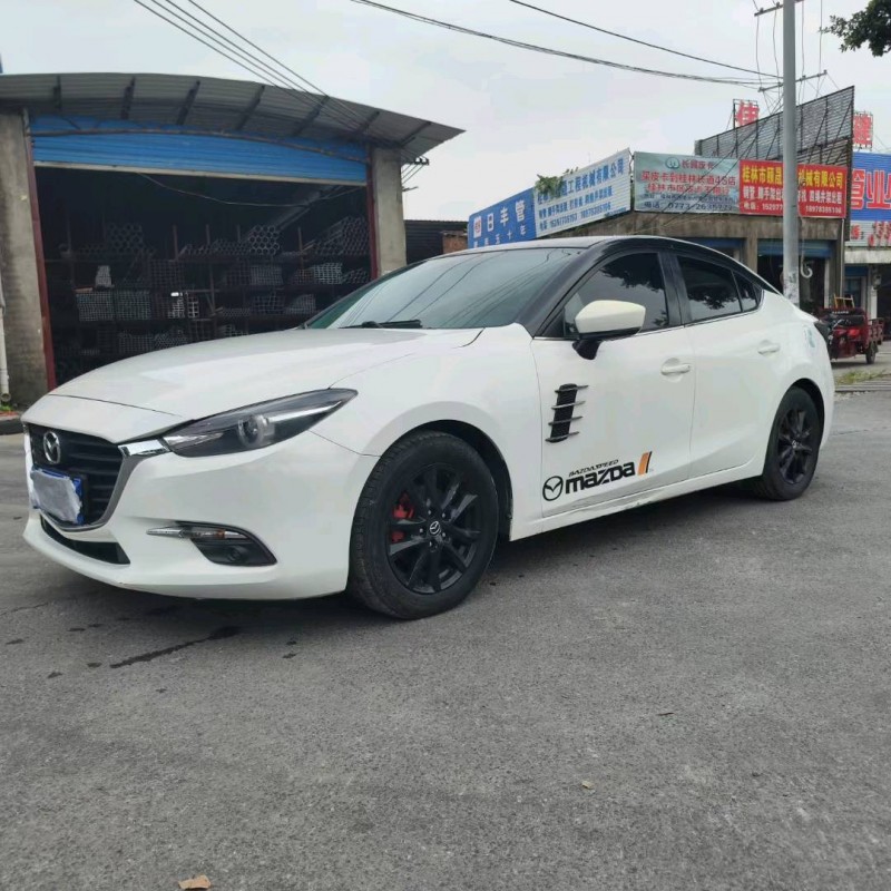 桂林17年馬自達昂克賽拉2