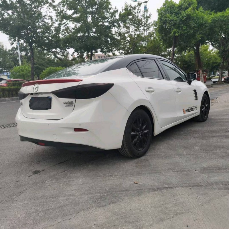 桂林17年馬自達昂克賽拉7