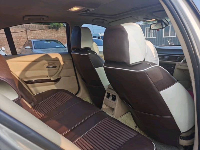 保定11年宝马3系6