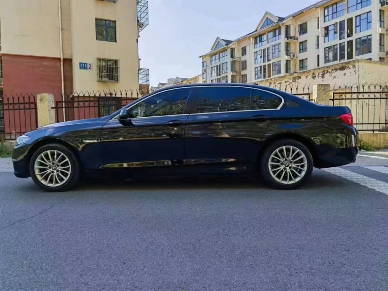 济宁14年宝马5系8