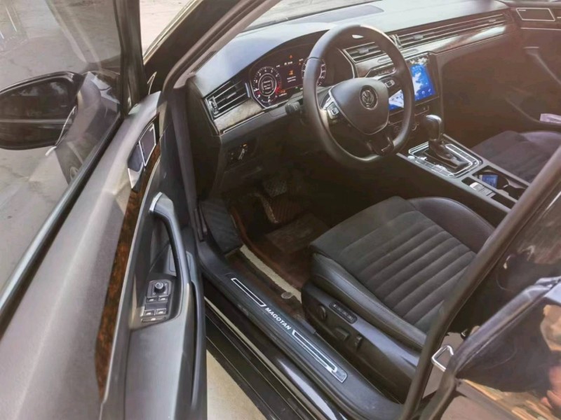 保定18年大众迈腾4