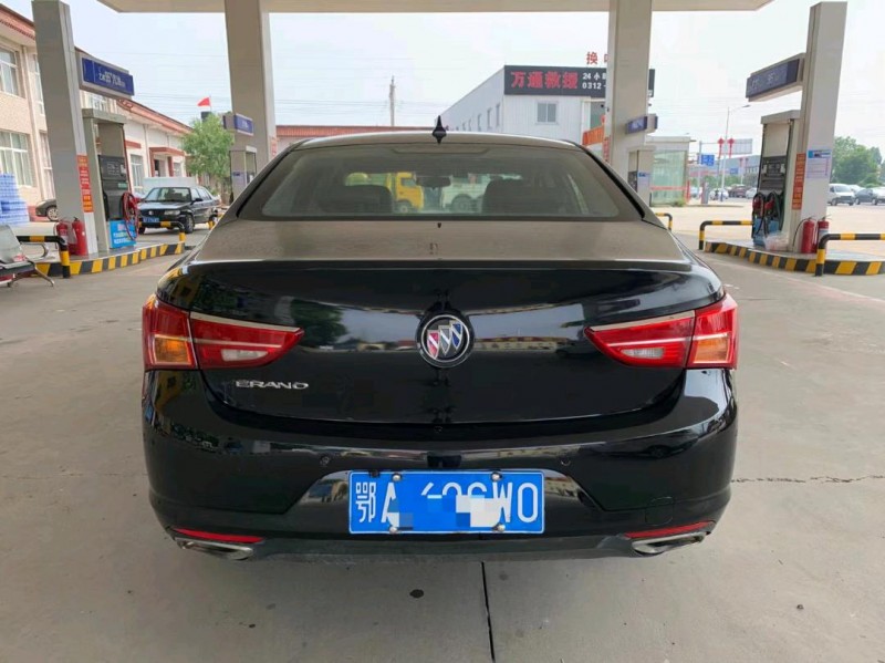 保定16年别克威朗9