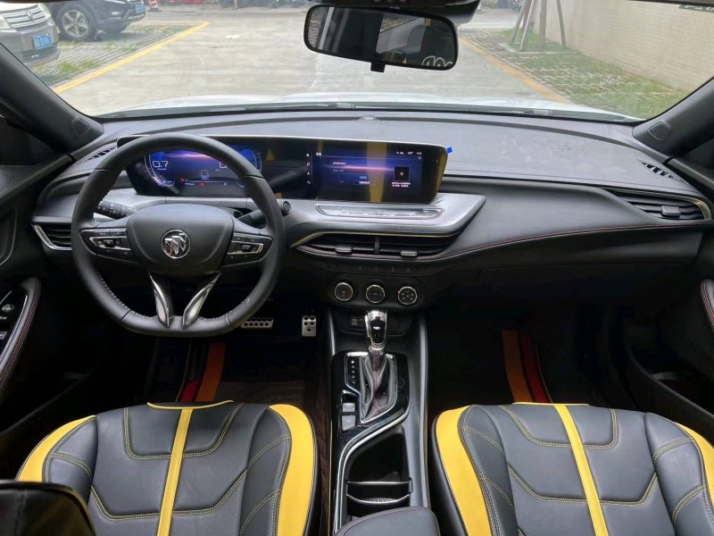 佛山22年别克威朗7