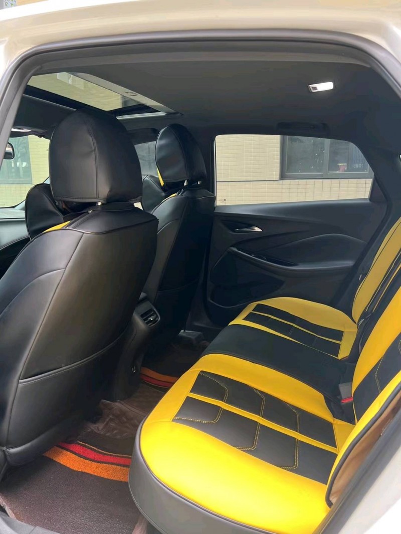 佛山22年别克威朗8