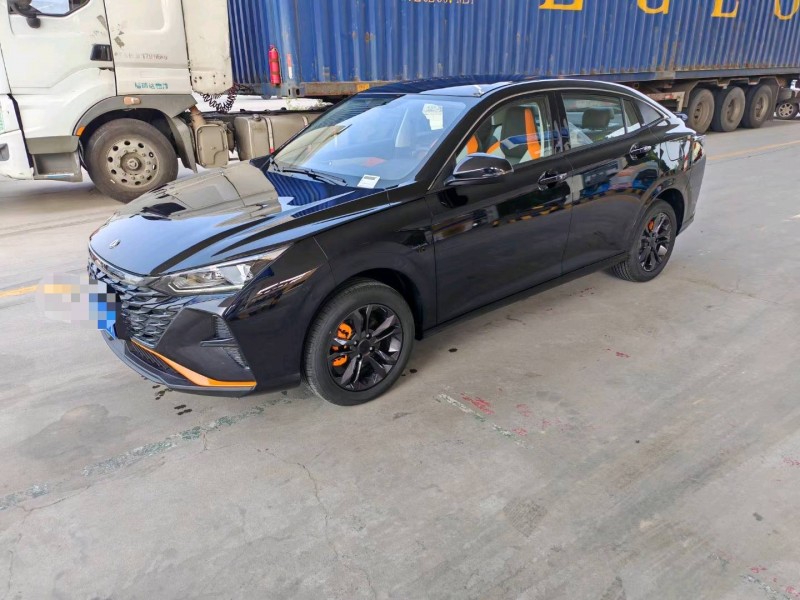 保定23年东风奕炫2