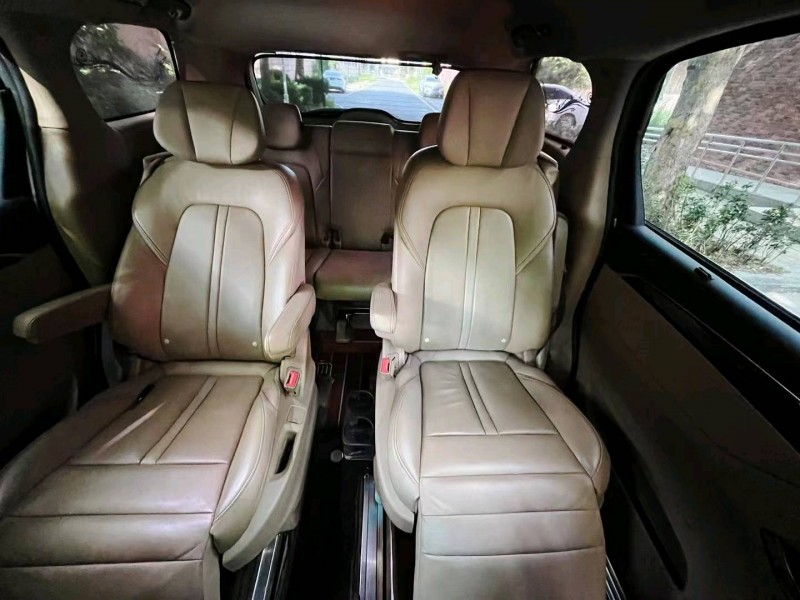 济南18年别克GL86