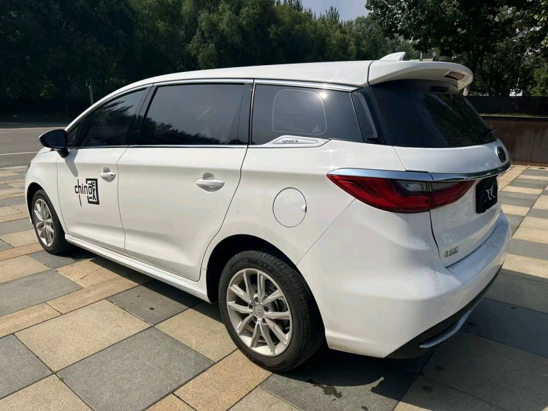 沈阳19年比亚迪宋MAX7