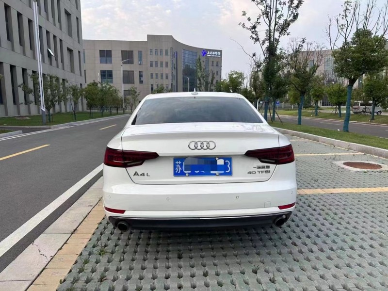 徐州18年奥迪A4L9