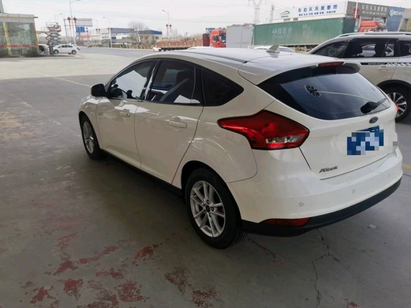 保定18年福特福克斯3
