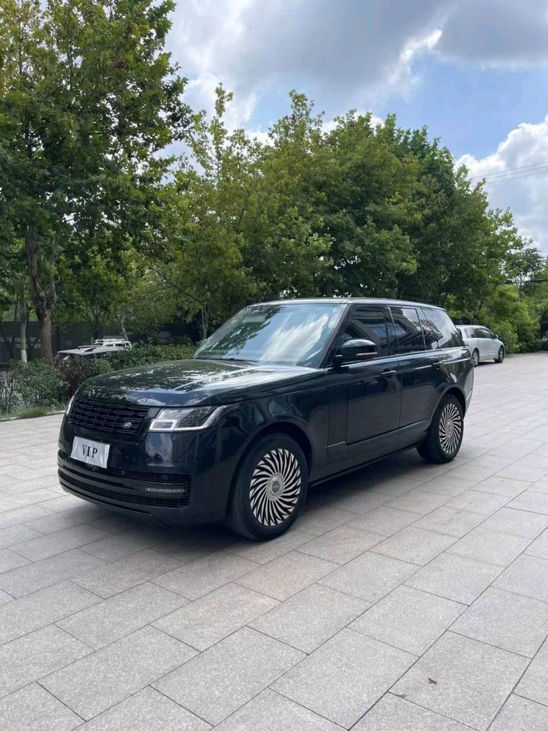 枣庄21年路虎揽胜行政3