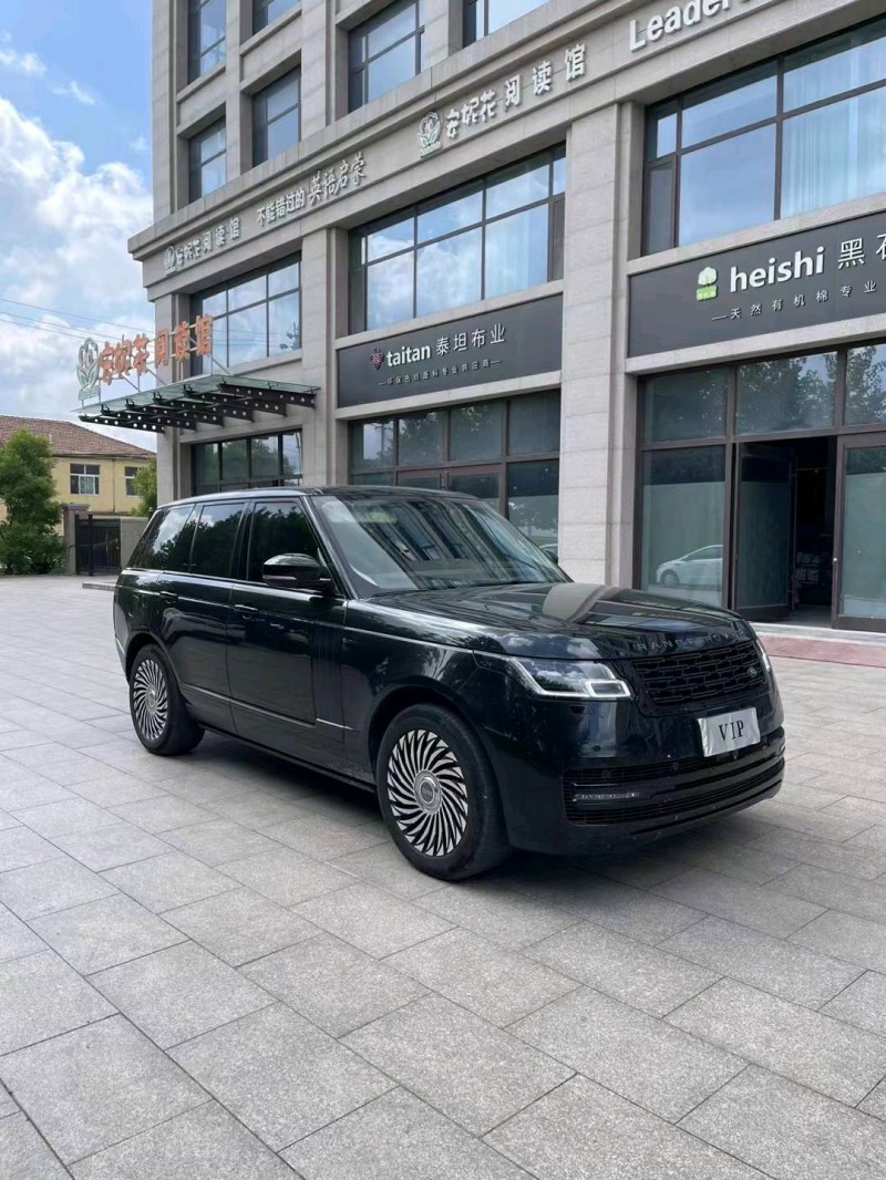 枣庄21年路虎揽胜行政4