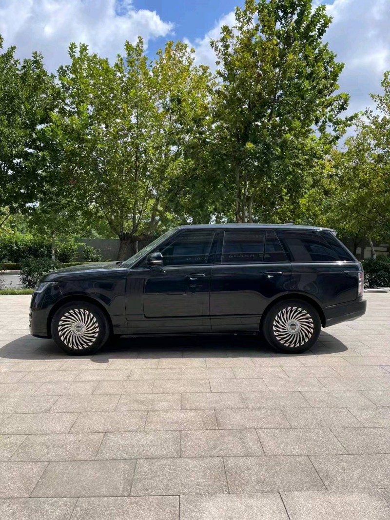 枣庄21年路虎揽胜行政9