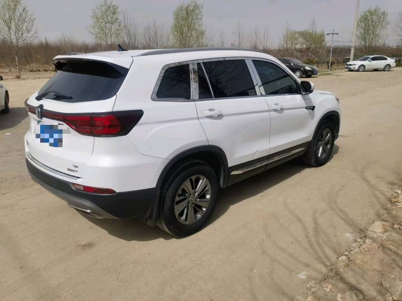 保定20年长安汽车CS758