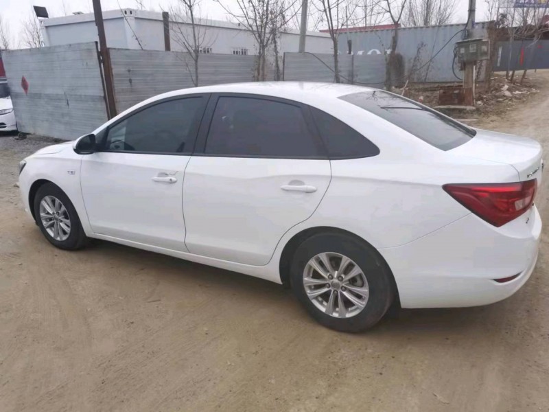 保定17年别克英朗5