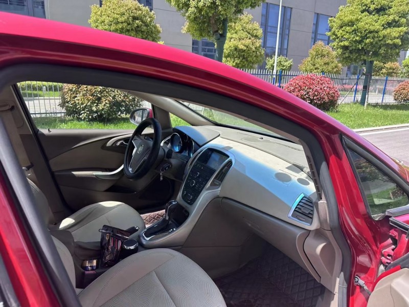 徐州15年别克英朗GT7