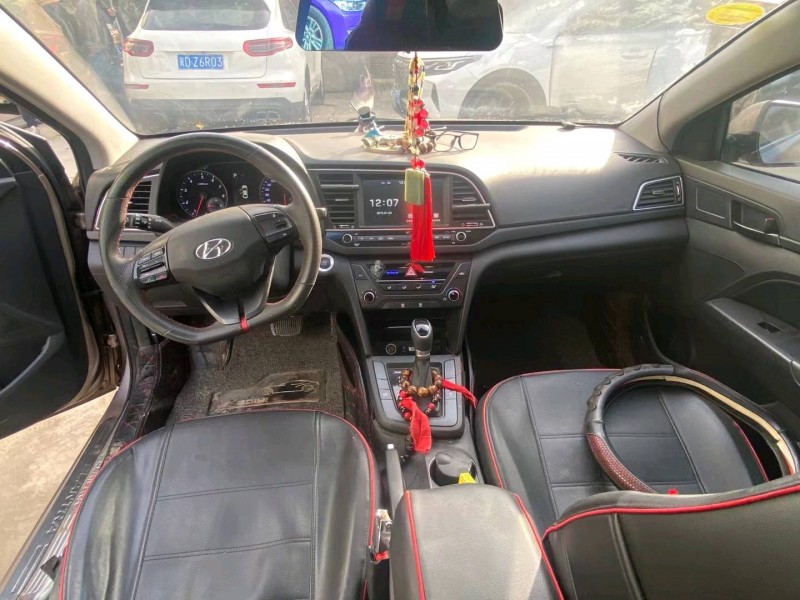 保定18年现代领动6