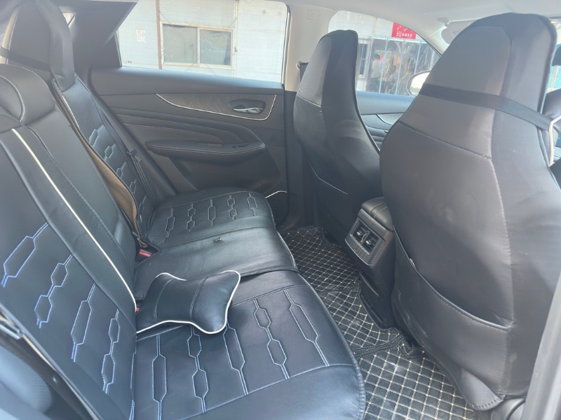 武汉22年东风S60EV6