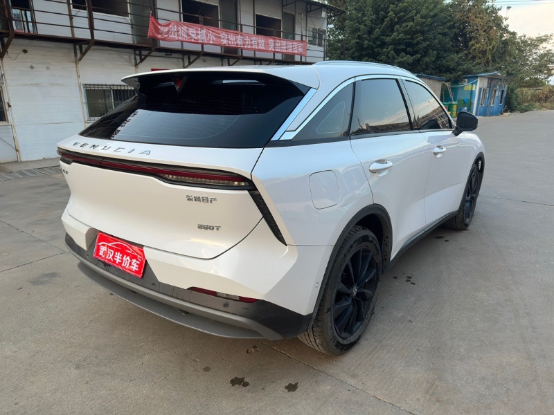 武汉22年东风S60EV7