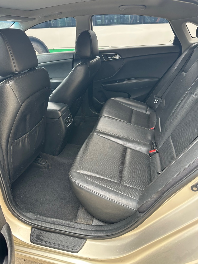 武汉16年现代名图6