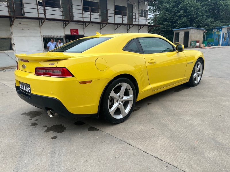 武汉16年雪佛兰科迈罗7