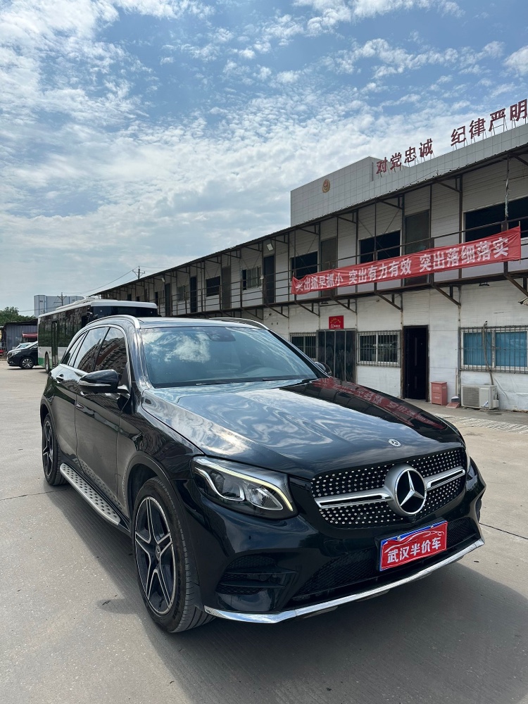 武汉19年奔驰GLC3