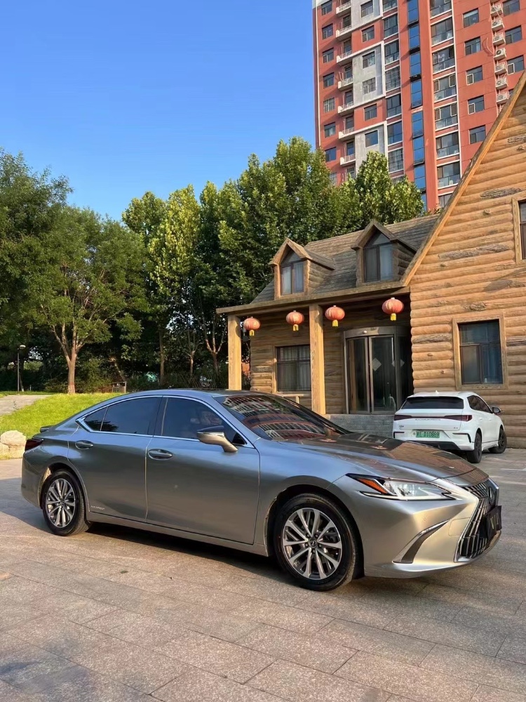 邢台22年雷克萨斯ES4