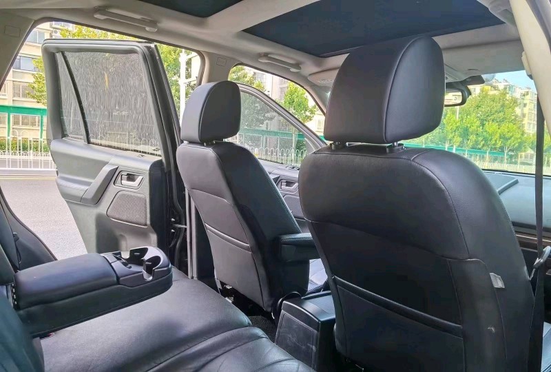 枣庄13年路虎神行者7