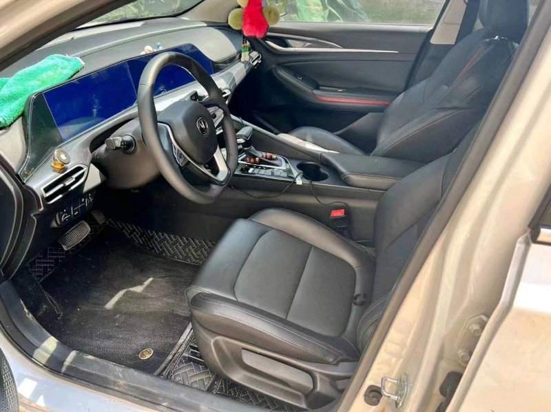 邵阳20年长安汽车逸动9