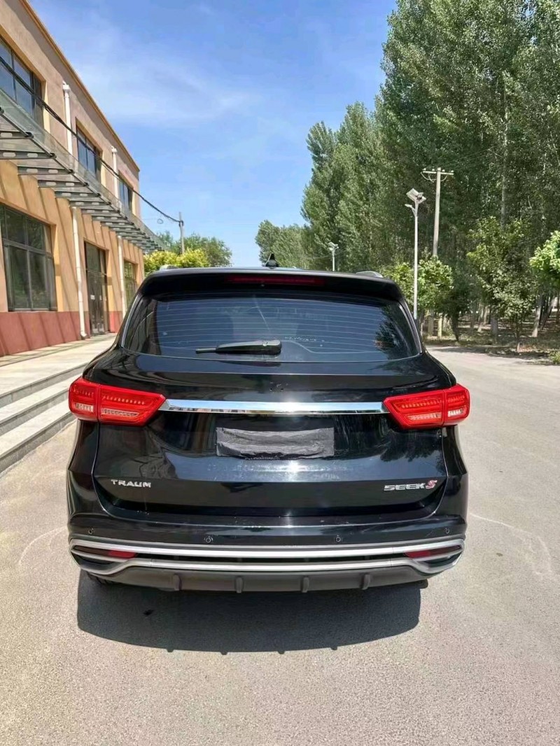 秦皇島18年君馬汽車SEK57