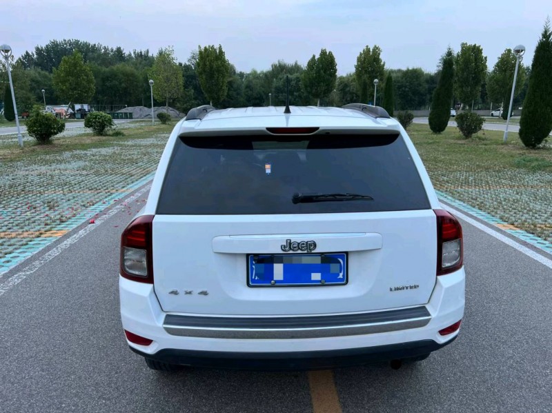 枣庄14年Jeep指南者7