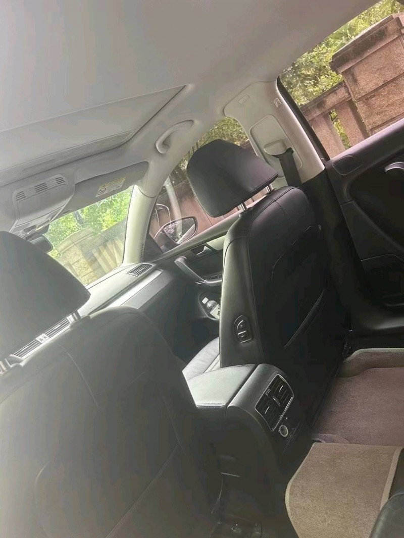 成都16年大众迈腾7