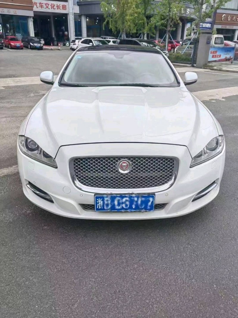 嘉兴14年捷豹XJL1