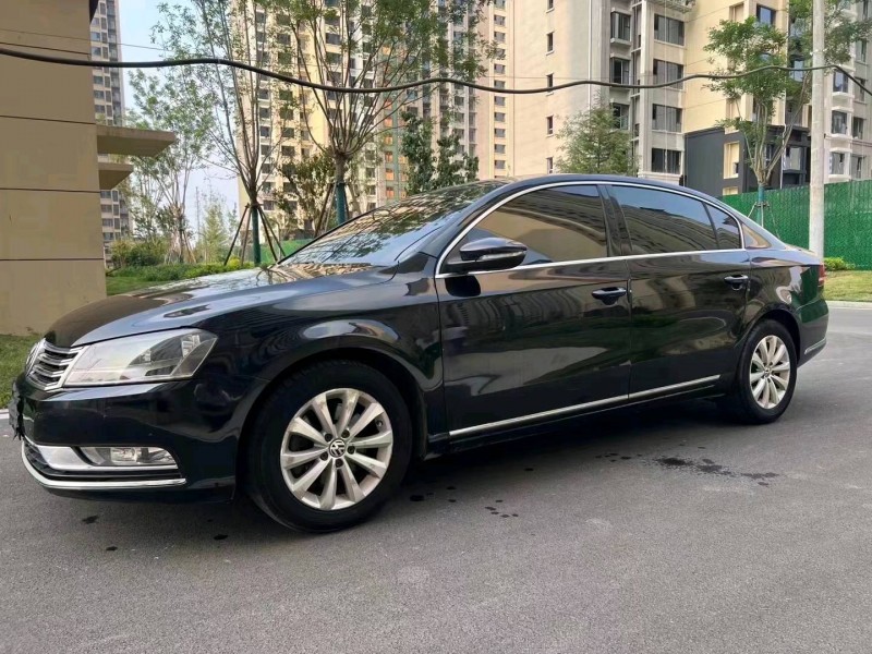 济南14年大众迈腾2