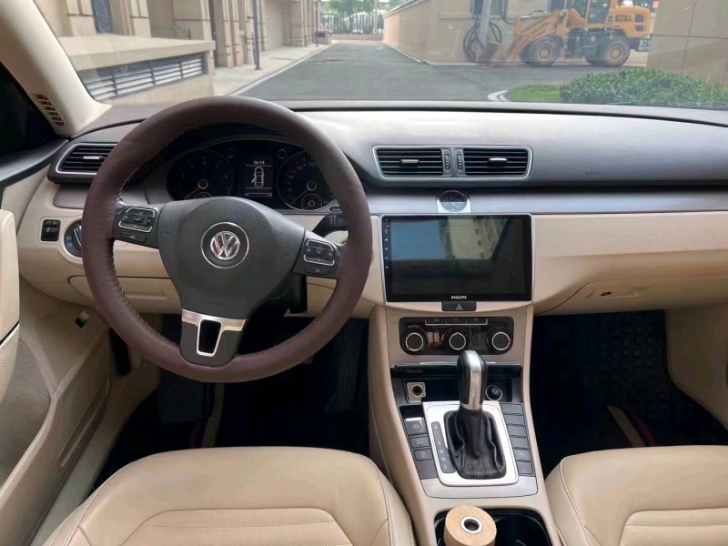 济南14年大众迈腾7