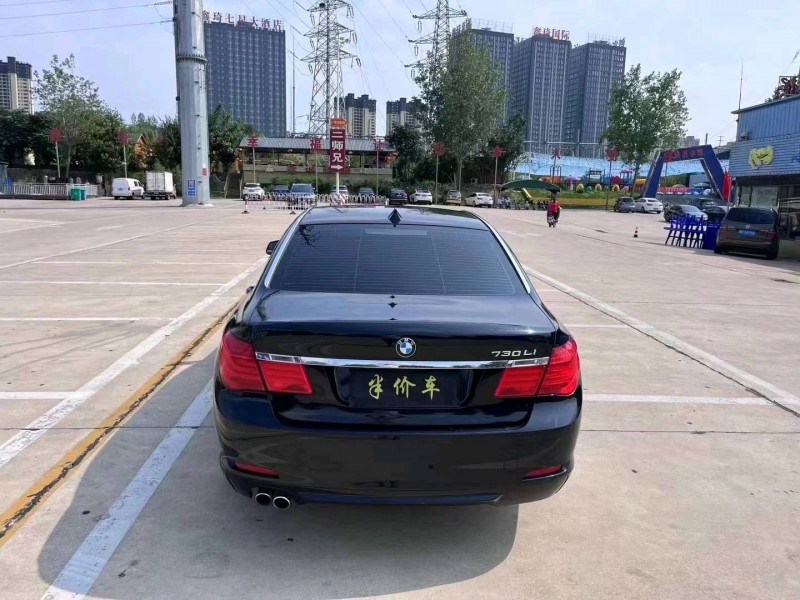 青岛10年宝马7系4