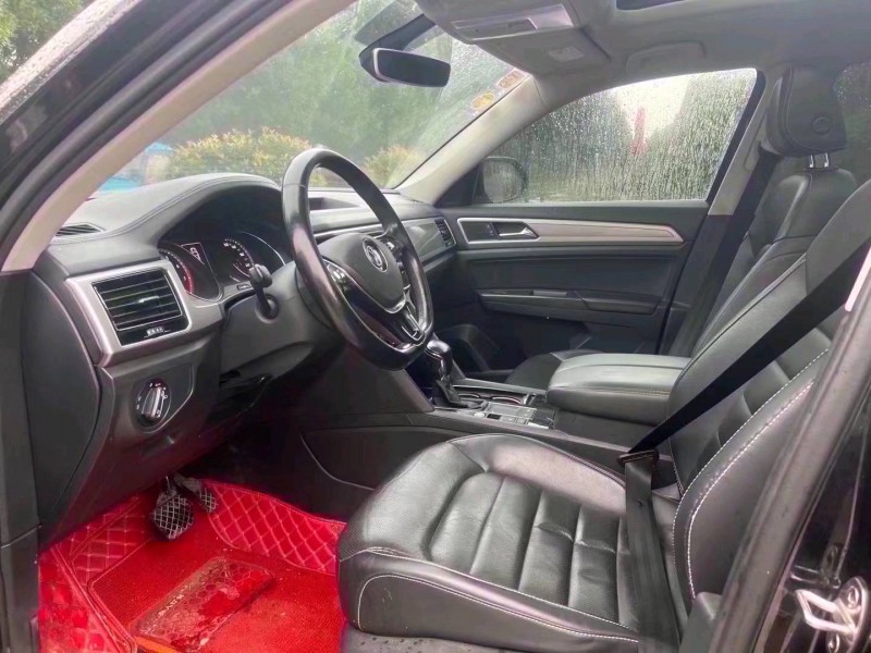 济南18年大众途昂5