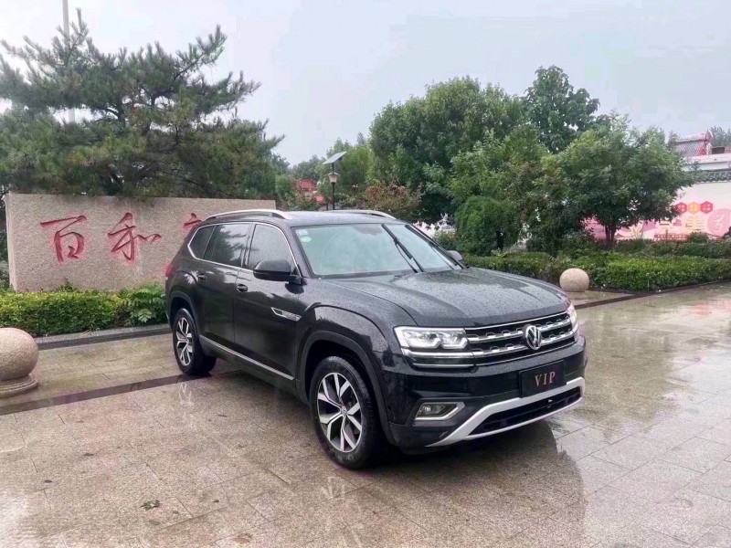 济南18年大众途昂8