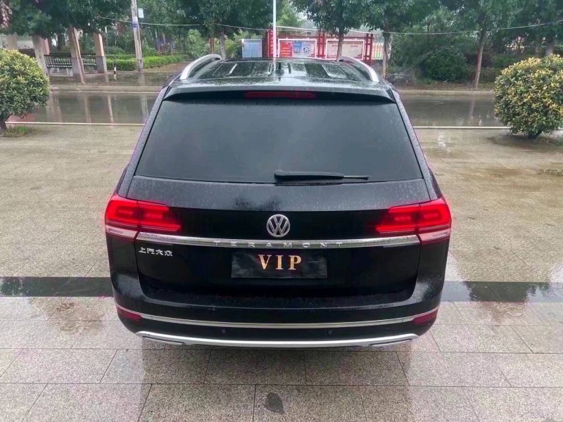 济南18年大众途昂9