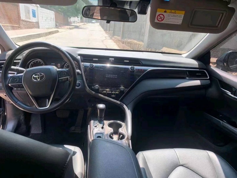 济南20年丰田凯美瑞4