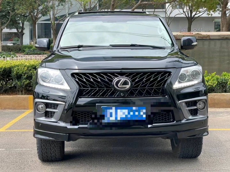 昆明12年雷克薩斯LX1
