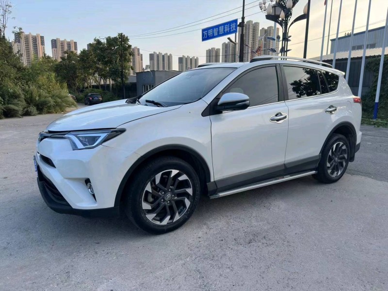 沈阳19年丰田RAV4荣放2