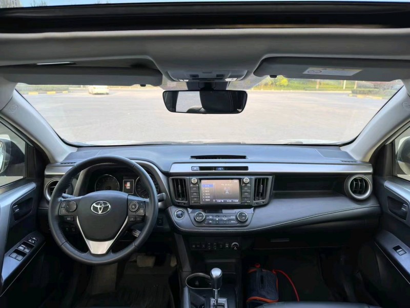 沈阳19年丰田RAV4荣放9