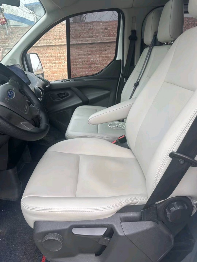 枣庄17年福特全顺6