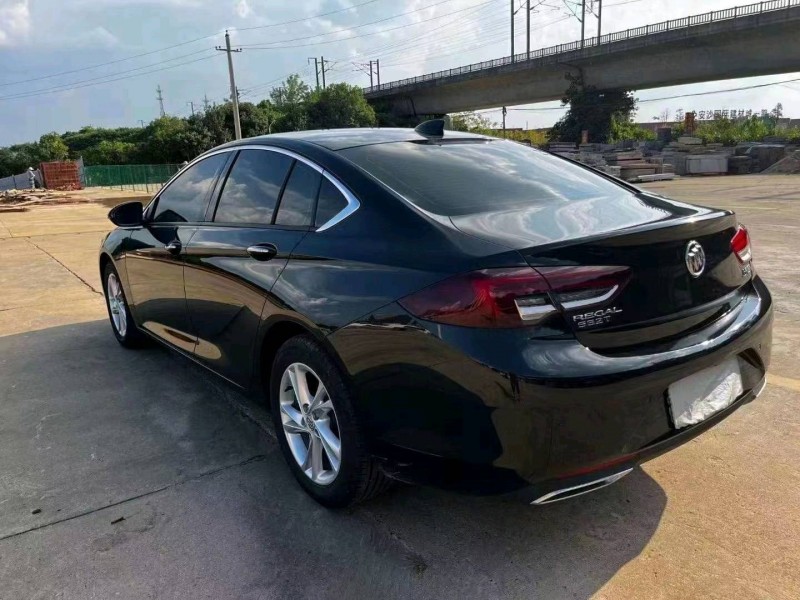 衡阳23年别克君威6