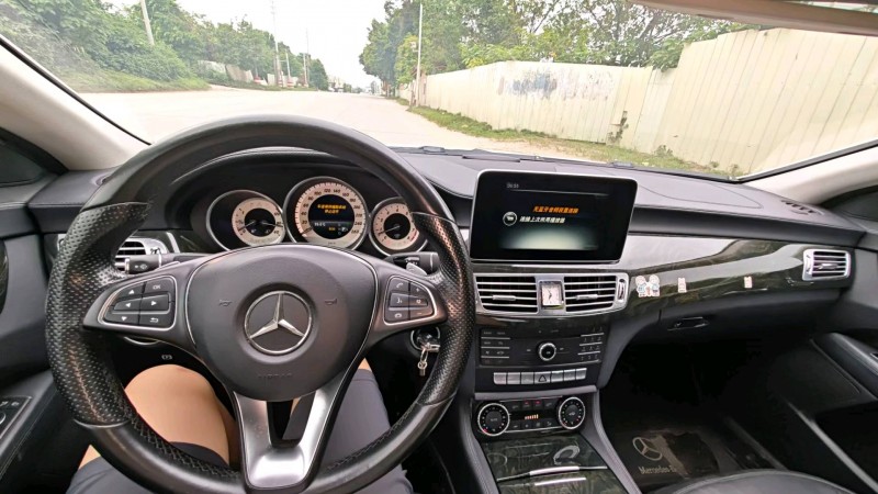 佛山15年奔驰CLS7