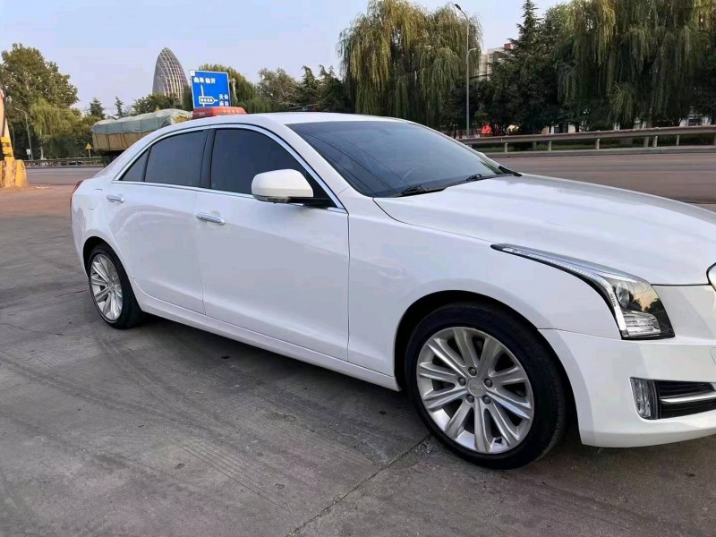 济宁19年凯迪拉克ATS2