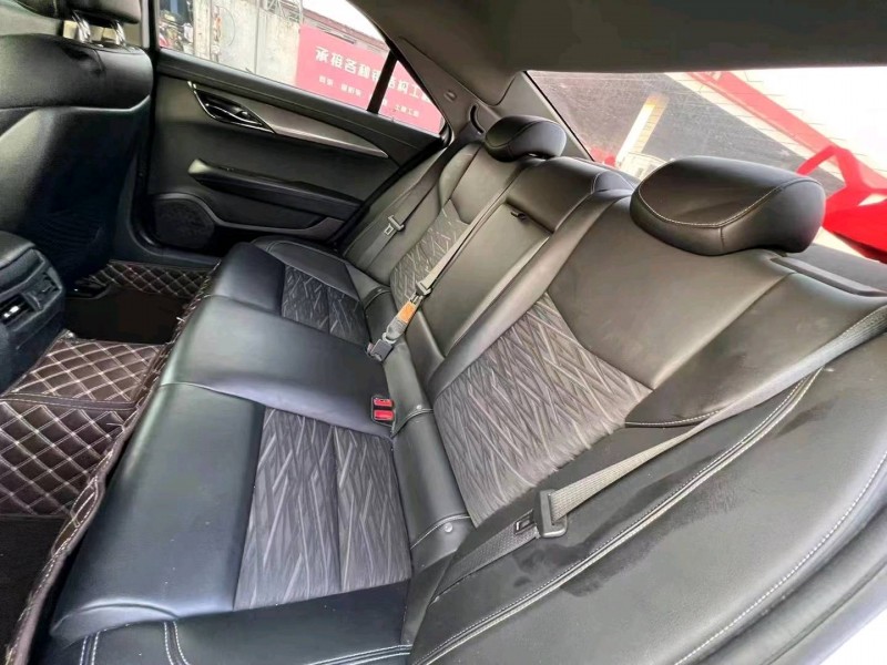 济宁19年凯迪拉克ATS5