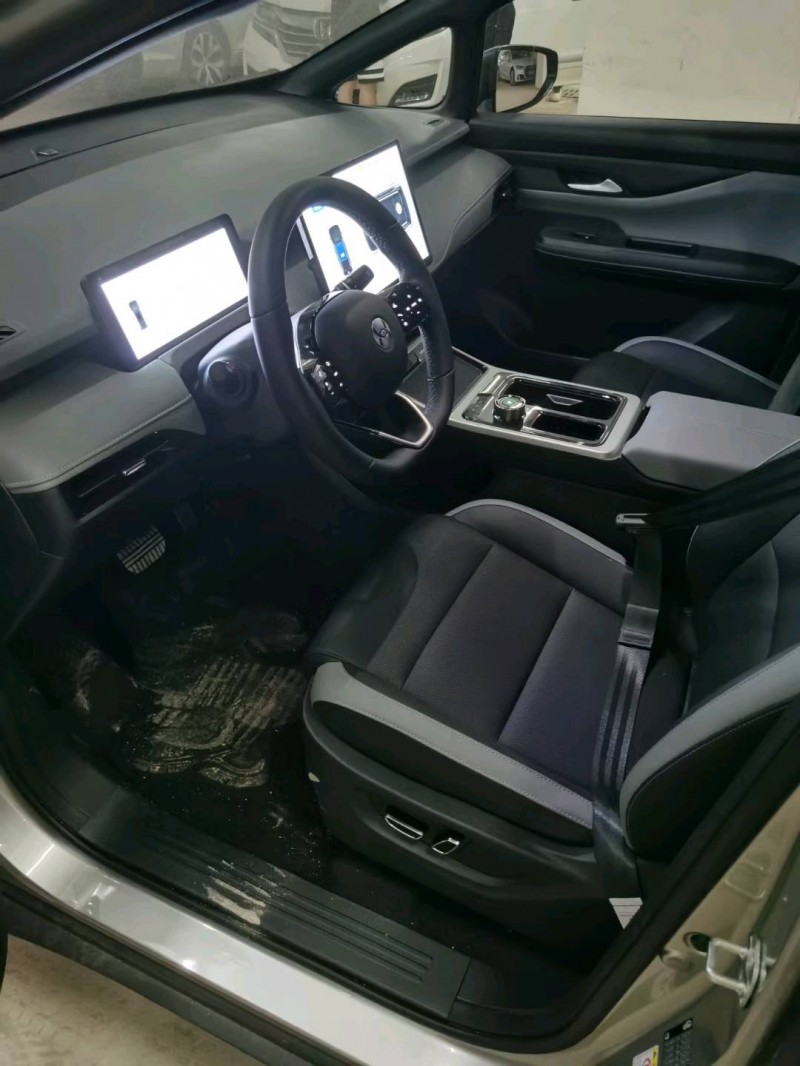 臨沂23年合創汽車Z034