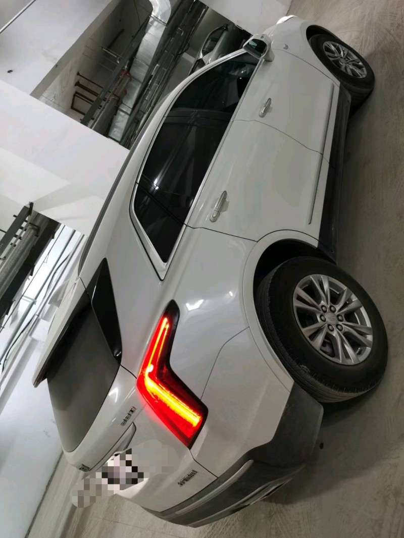 临沂21年凯迪拉克XT58